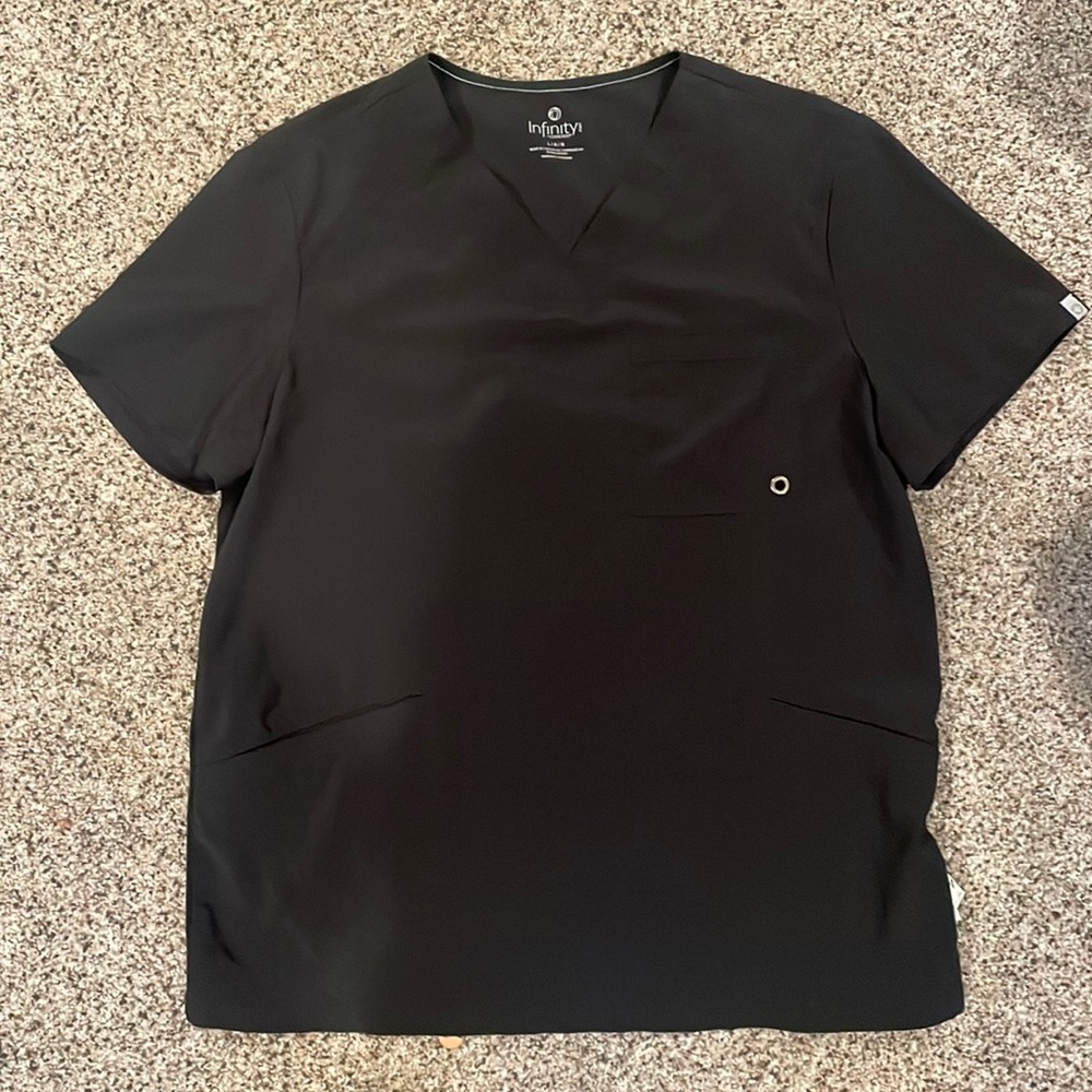 Cherokee Infinity Scrub Top